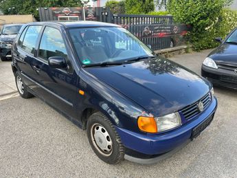  Voir détails -Volkswagen Polo 1.6 75CH GL BVA 5P à Wissous (91)