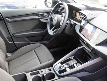  Voir détails -Audi A3 30TFSI Aut. Virtual l LED l PDC l ACC à Moerkerke (83)