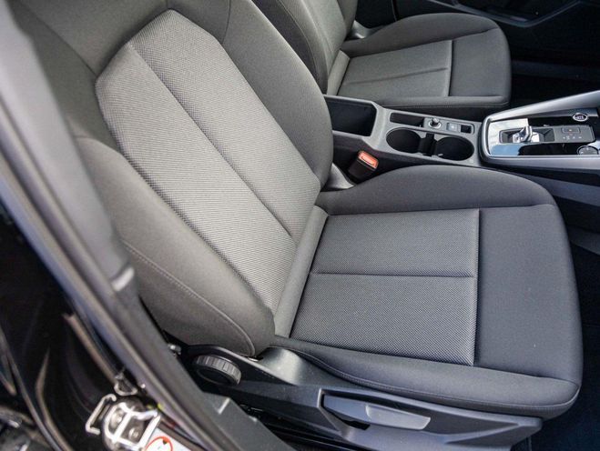 Audi A3 30TFSI Aut. Virtual l LED l PDC l ACC Noir de 2022