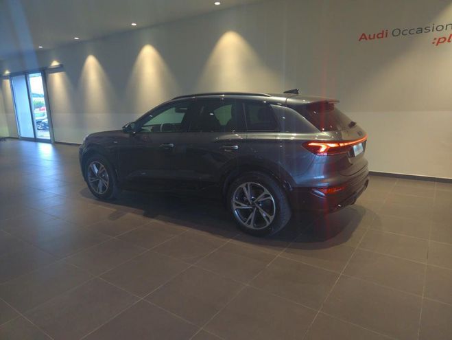 Audi e-tron Q6 306 ch 100 kWh performance S line Gris de 2025