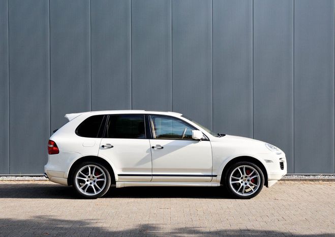 Porsche Cayenne GTS 4806 cc 8 cilinder 405 PK Blanc de 2009