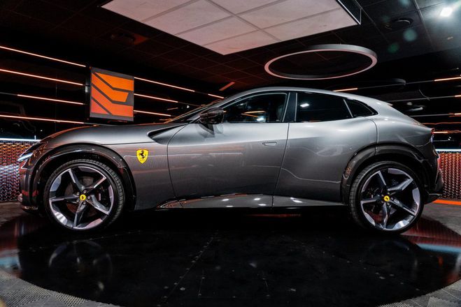 Ferrari Purosangue 6.5 V12 725 Grigio Ferro Mtal de 2025