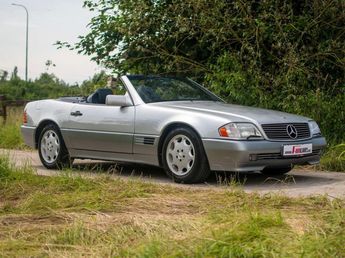  Voir détails -Mercedes Classe SL 300 SL300 / SERVICE BOOK / NICE CONDITIO à Dendermonde (92)