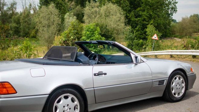 Mercedes Classe SL 300 SL300 / SERVICE BOOK / NICE CONDITIO Gris de 1992