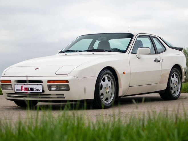Porsche 944 TURBO | FULL HISTORY | FACTORY PAINT Blanc de 1987