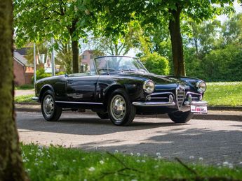  Voir détails -Alfa romeo Giulietta Spider / 750D / 4 OWNERS à Dendermonde (92)