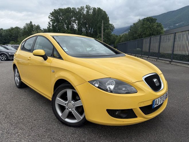 Seat Leon 2.0 TDI140 STYLANCE Jaune de 2006