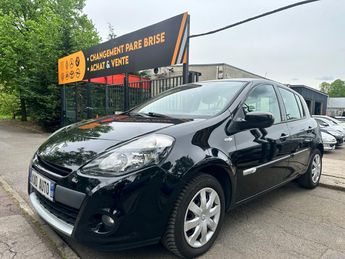  Voir détails -Renault Clio III (2) 1.2 TCE 100 TOMTOM LIVE 5P à Aulnay-sous-Bois (93)
