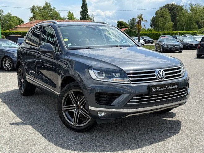 Volkswagen Touareg 3.0 V6 TDI 262CH BLUEMOTION TECHNOLOGY C Gris F de 2015