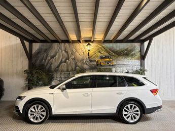  Voir détails -Skoda Octavia Combi SCOUT 2.0 TDI 150 CV 4X4 DSG à Charentilly (37)