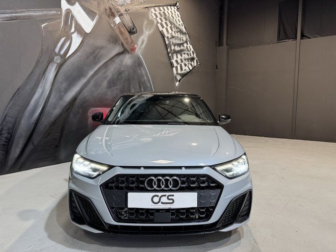 Audi A1 Sportback 1.0 TFSI 110 S tronic 7 S line Gris Clair de 2021