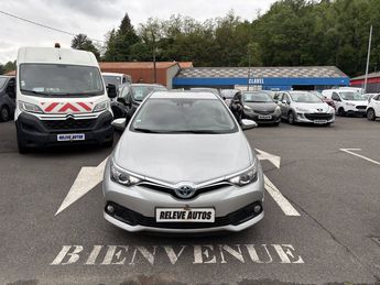  Voir détails -Toyota Auris II HSD 136h Design à Firminy (42)