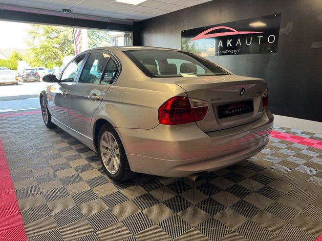 BMW Serie 3 E90 320i 150ch Confort Gris de 2005