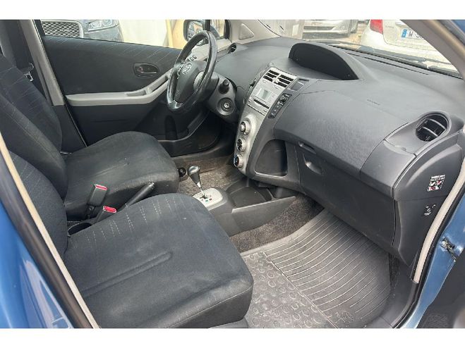 Toyota Yaris Yaris 1.4 - 90 D-4D Sol MultiMode Bleu de 2006