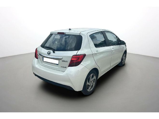 Toyota Yaris 100h France BLANC NACRE de 2015