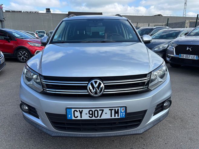 Volkswagen Tiguan (2) 2.0 TDI 140 BLUEMOTION TECHNOLOGY BU Gris de 2013
