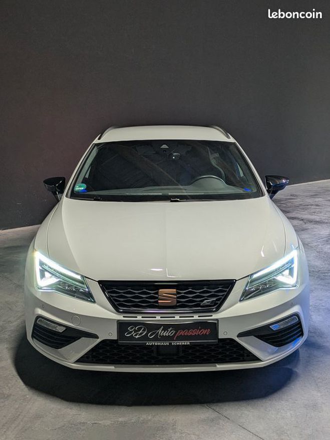 Seat Leon CUPRA 2.0l tsi 300ch 4Drive Blanc de 2019