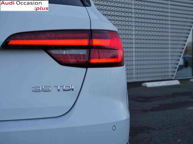 Audi A4 Avant 35 TDI 150 S tronic 7 S line Blanc de 2018