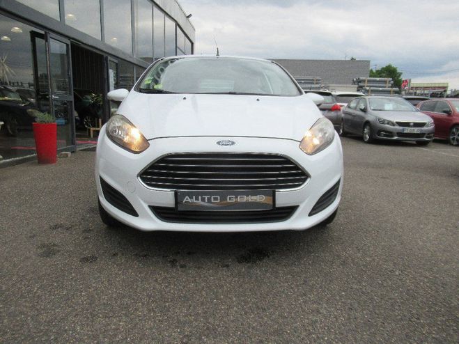 Ford Fiesta 1.5 TDCi 75 FAP Trend Blanc de 2014