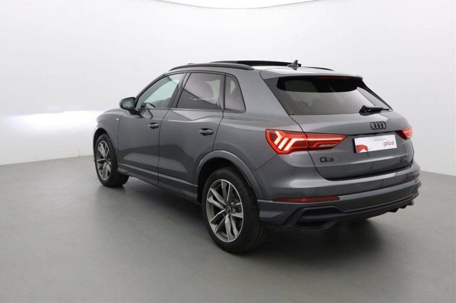 Audi Q3 35 TFSI 150 ch S tronic 7 S line Gris de 2024