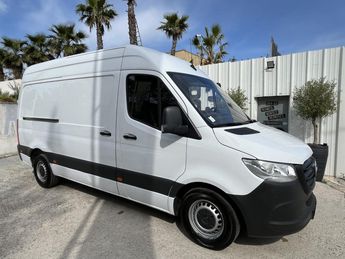  Voir détails -Mercedes Sprinter 37S 3.5t 314 CDI - 143 - BVA 7G-Tronic P à  Le Muy (83)