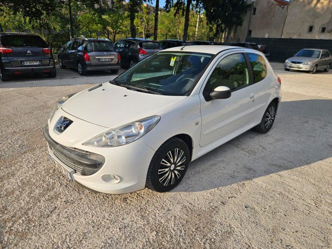 Peugeot 206 Acces 1.4 HDi 70ch Blanc de 2011
