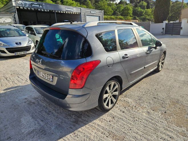 Peugeot 308 Active 1.6 e-HDi 112 ch Gris de 2011