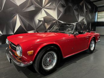  Voir détails -Triumph TR6 CABRIOLET 2498 CM3 152 CH à Aubire (63)