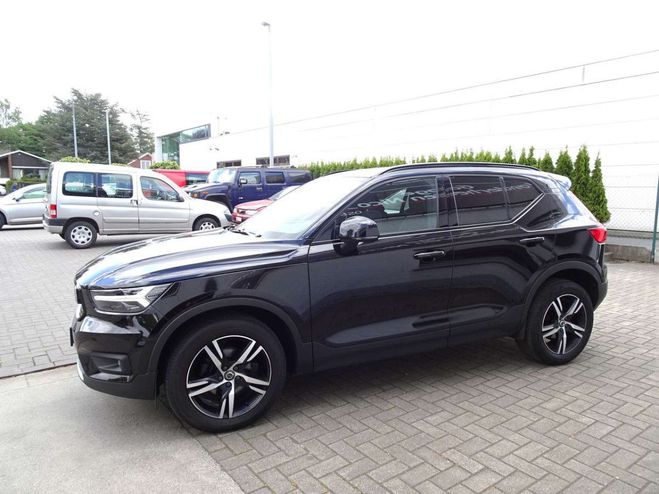 Volvo XC40 1.5T2 R-Design VIRTUAL,CARPLAY,TREKHAAK, Noir Mtallis de 