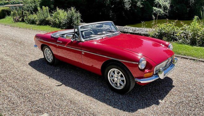 MG MGB roadster 1977 Rouge de 1977