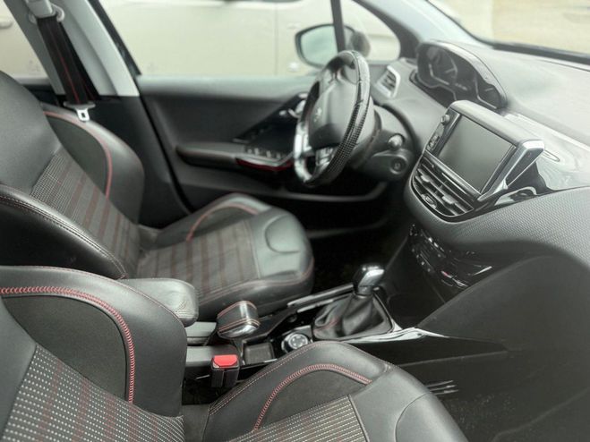 Peugeot 2008 1.6 BLUEHDI 100CH GT LINE Gris F de 2017