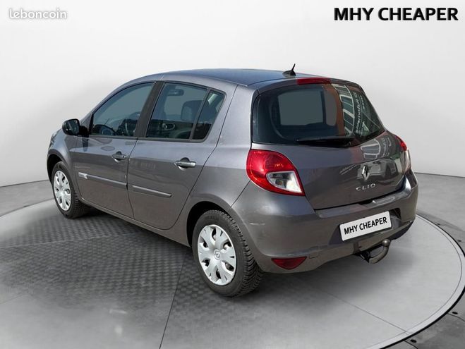 Renault Clio III EXPRESSION Gris de 2010