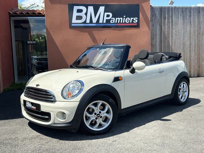 Mini Cabrio COOPER 122CH Blanc de 2011