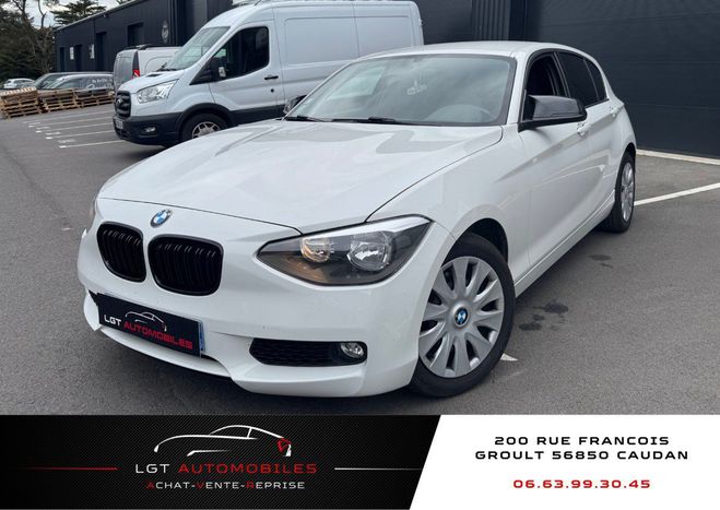 BMW Serie 1 5 portes 114i 1.6 i 16V 102 cv BLANC de 2013