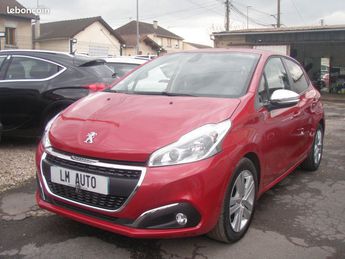  Voir détails -Peugeot 208 (2) 1.2 82 SIGNATURE 5P à Gagny (93)