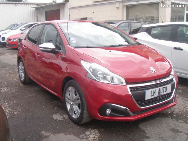 Peugeot 208 (2) 1.2 82 SIGNATURE 5P Rouge de 2019