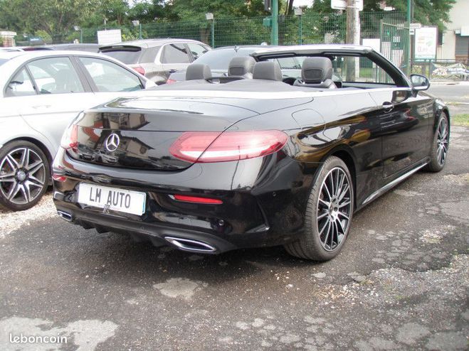 Mercedes Classe C IV (2) CABRIOLET 220 D AMG LINE 9G-TRONI Noir de 2019