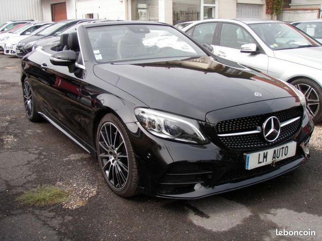 Mercedes Classe C IV (2) CABRIOLET 220 D AMG LINE 9G-TRONI Noir de 2019