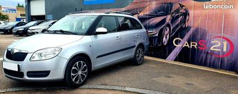 Voir détails -Skoda Fabia Combi II 1.4Tdi 80Cv Ambiente 03-2010 à Chenve (21)