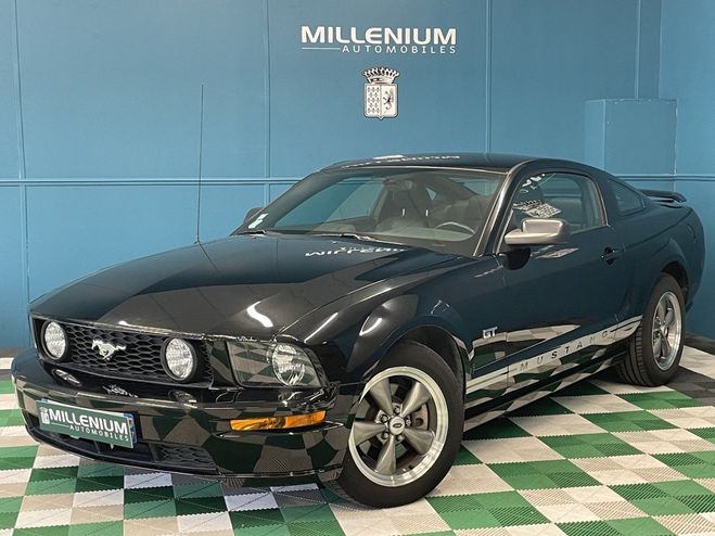 Ford Mustang V8 GT 4.6 305CH BVA Noir de 2005