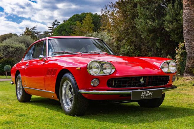 Ferrari 330 GT 2 2  de 1964
