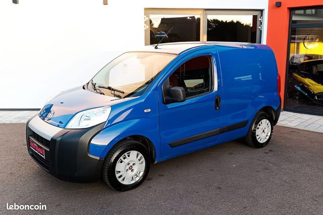 Fiat Fiorino (225) 1.3 MJTD 16V 75ch Fourgon Bleu de 2014