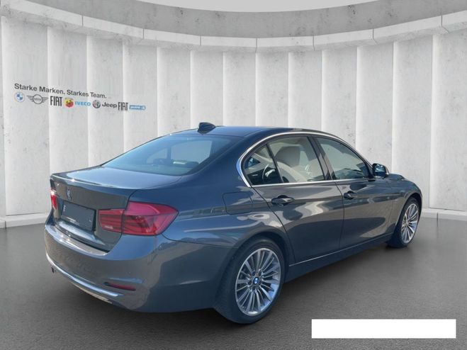 BMW Serie 3 335d 313Ch xDrive Attelage Cuir LED adap Gris Mtallis de 2018