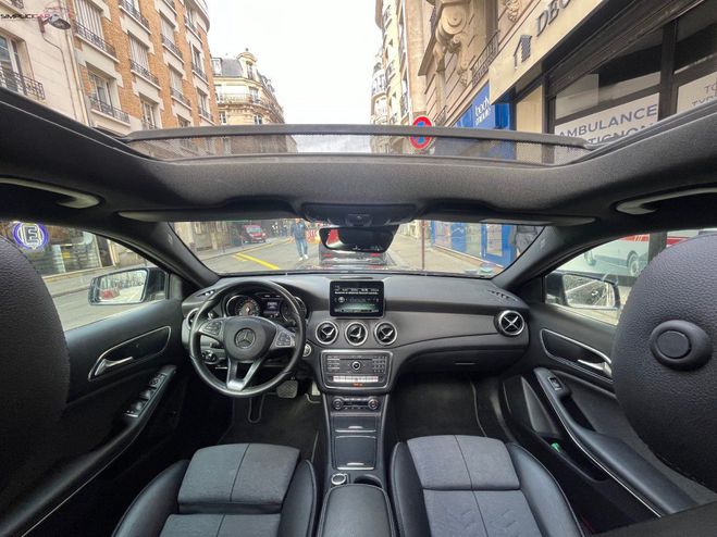 Mercedes Classe GLA 180 7-G DCT Sensation Bleu de 2017