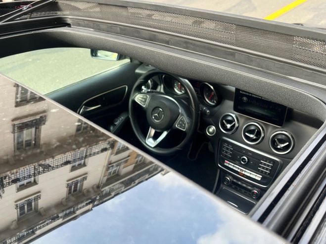 Mercedes Classe GLA 180 7-G DCT Sensation Bleu de 2017