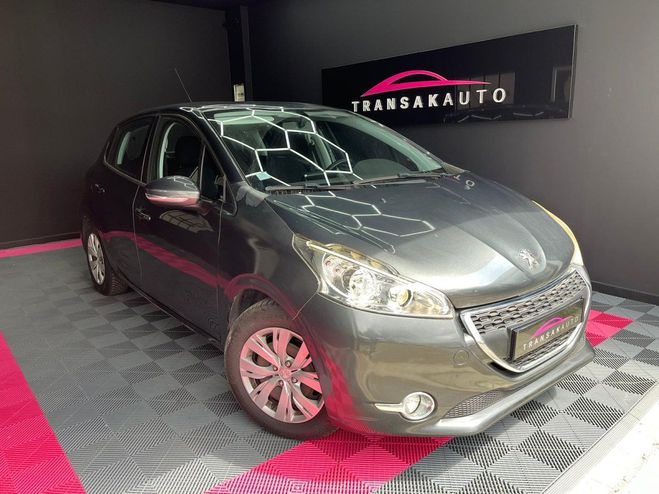 Peugeot 208 1.2 VTi 82ch BVM5 Active 1ERE MAIN / SUI Gris de 2013
