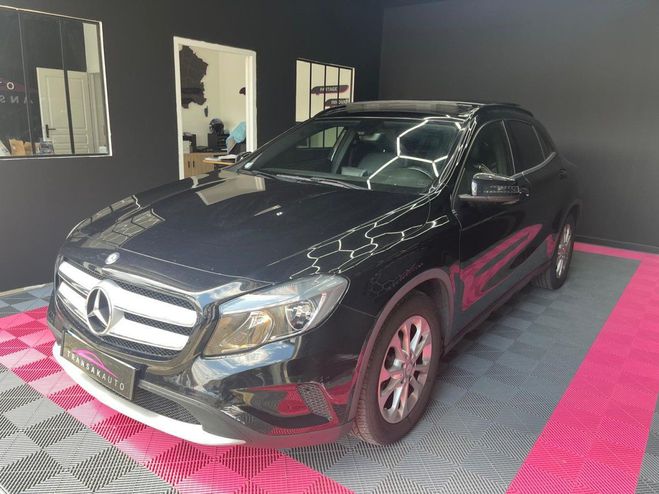 Mercedes Classe GLA CLASSE 200 CDI 4-Matic Inspiration 7-G D Noir de 2015
