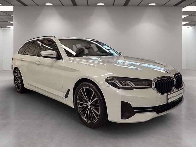 BMW Serie 5 Touring G31 LCI 530d TwinPower Turbo xDr Alpinweiss III de 2022