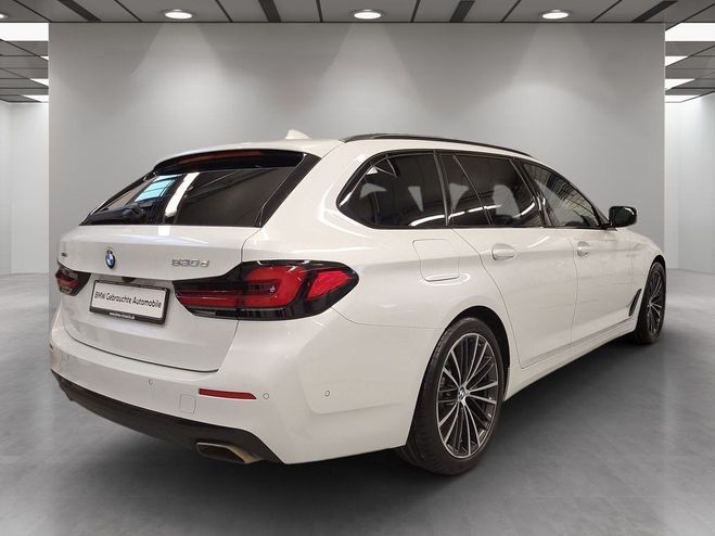 BMW Serie 5 Touring G31 LCI 530d TwinPower Turbo xDr Alpinweiss III de 2022