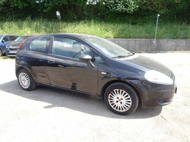 Fiat Grande Punto 1.2 8V 65CH DOLVIA 3P NOIR de 2007